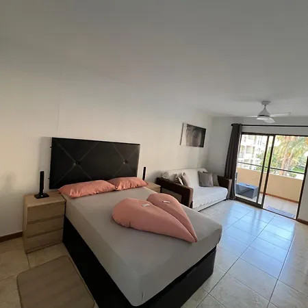 Jolana Cristianos לוס כריסטיאנוס